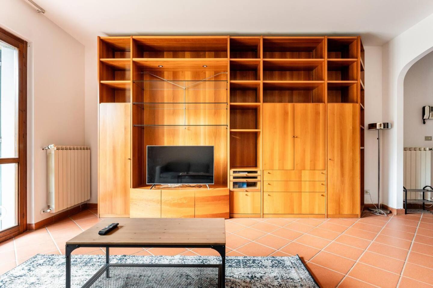 Nave Home Vacation - Entire Apartament ฟลอเรนซ์ ภายนอก รูปภาพ