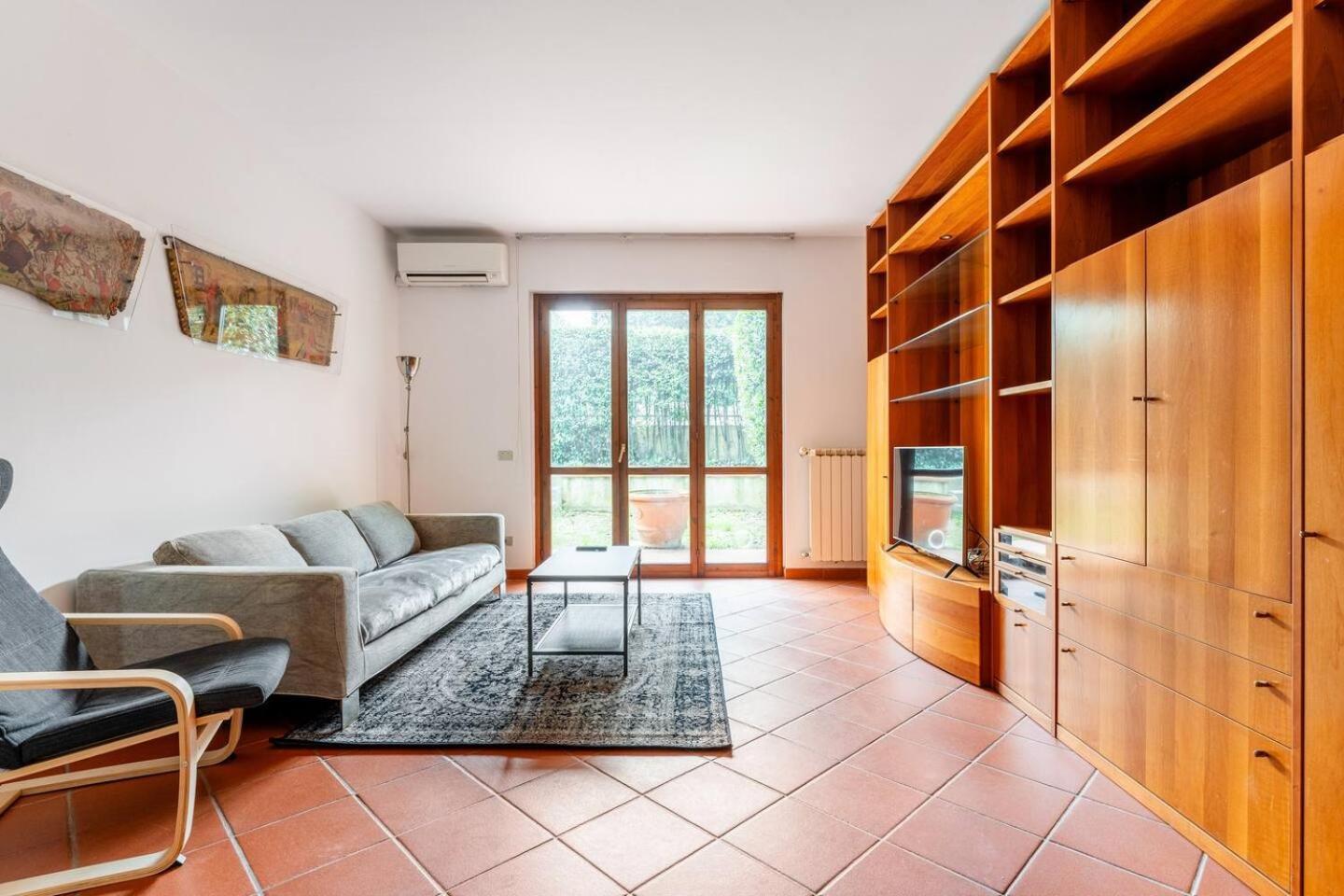 Nave Home Vacation - Entire Apartament ฟลอเรนซ์ ภายนอก รูปภาพ
